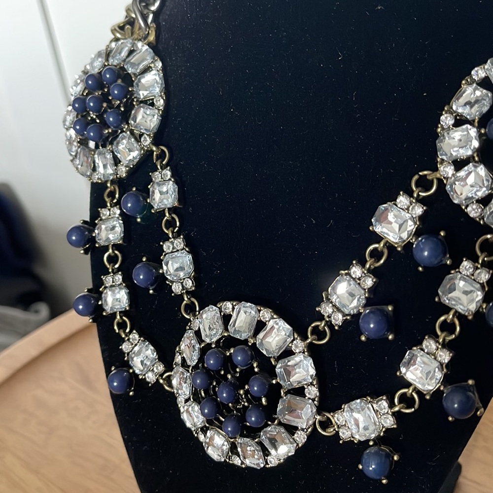 Statement necklace - Picture 2 of 2
